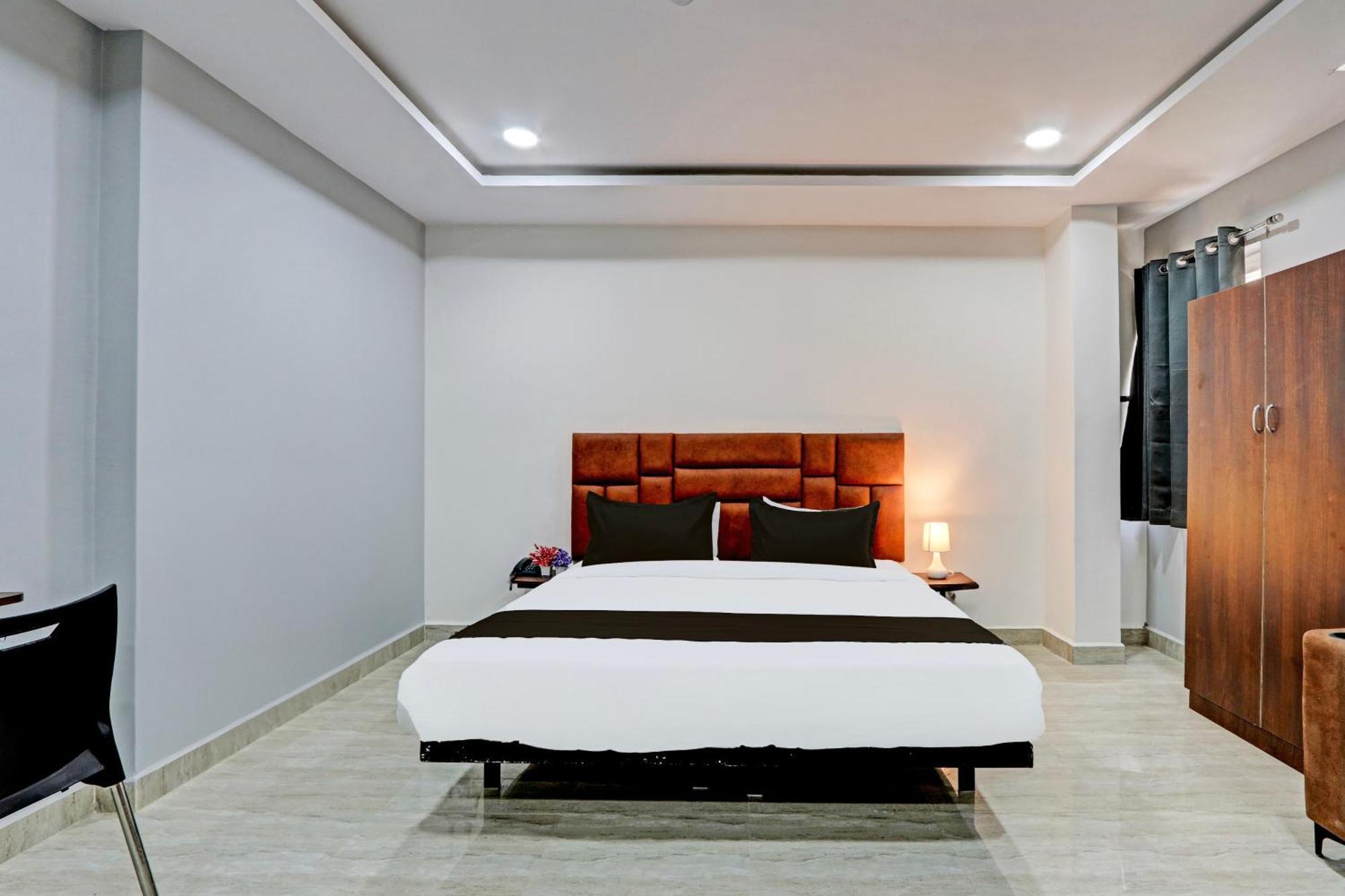 Super Hotel O Lavish Tranquil Hyderabad Exterior photo